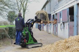 mini ekskavatori Criquet MC72 06
