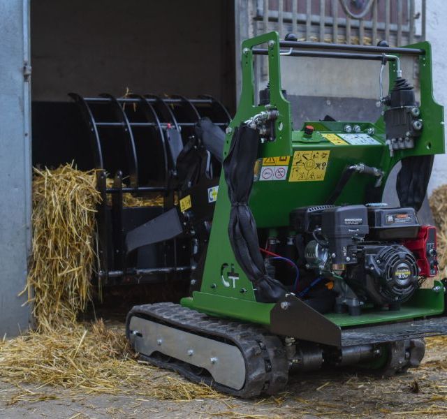 mini ekskavatori Criquet MC72 07