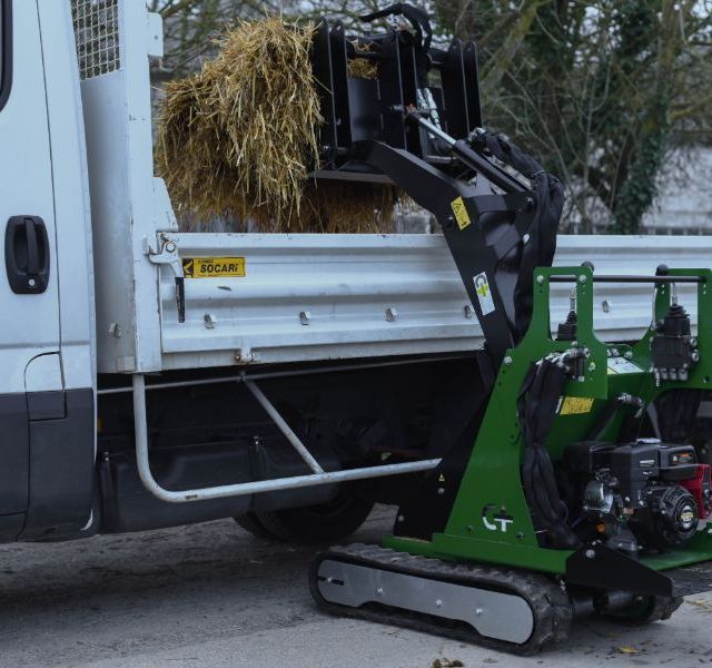 mini ekskavatori Criquet MC72 09