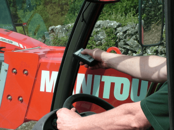 Rituļu ietinēji, stacionārie McHale 991LBER - 04