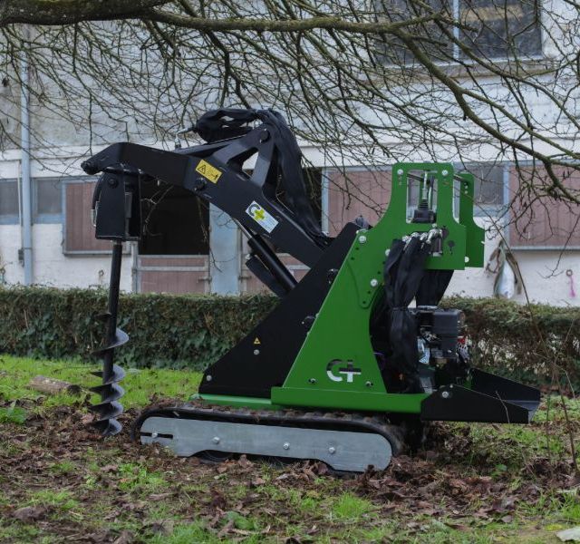 mini ekskavatori Criquet MC72 01