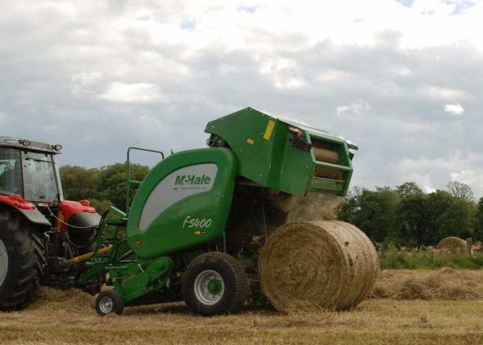 Rituļu preses - McHale F5400 - 01