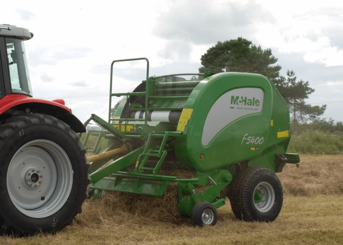 Rituļu preses, McHale F5400 - 1
